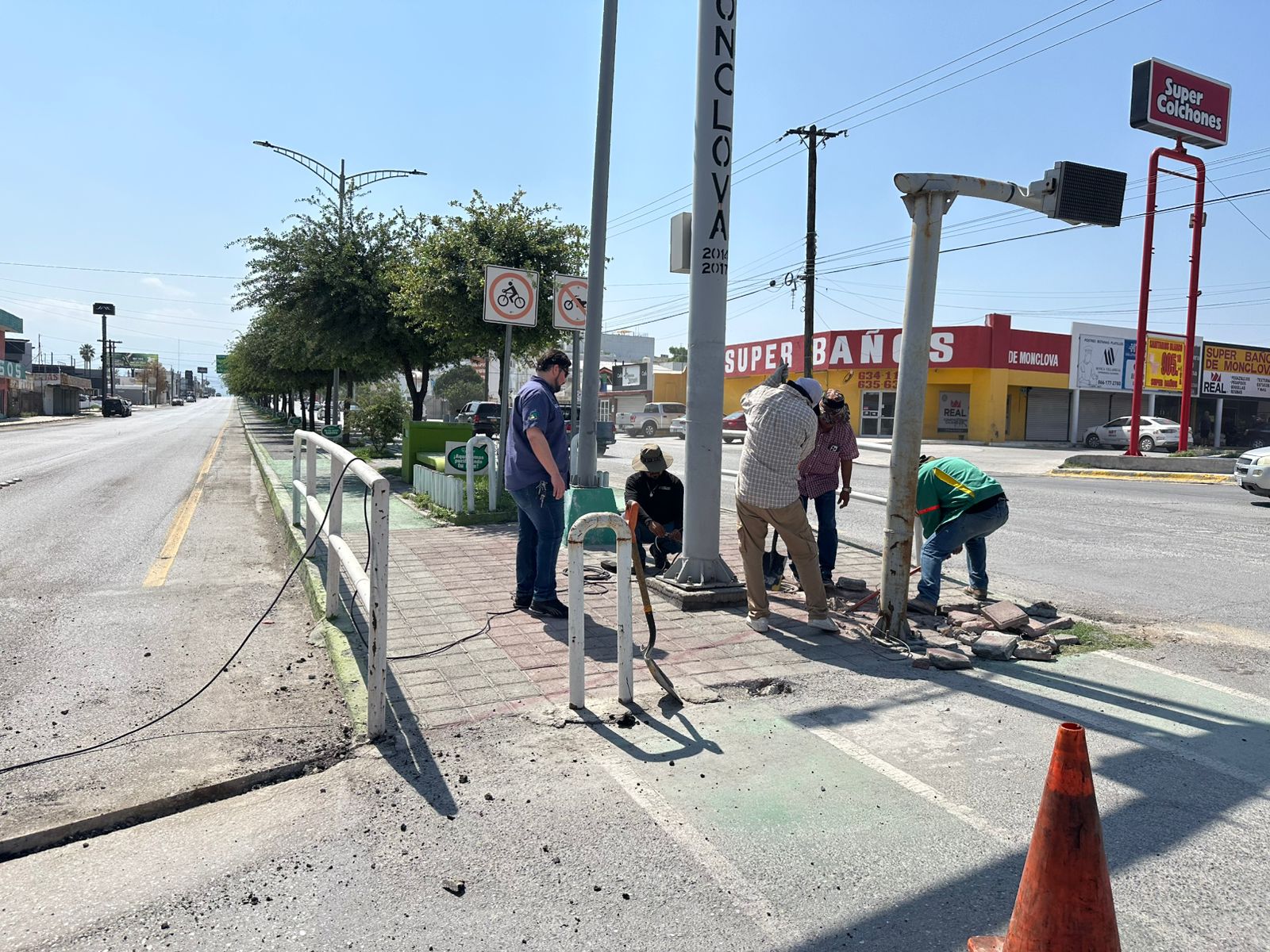 Avanza rehabilitación de semáforos dañados por lluvias en Monclova; quedarían listos el sábado